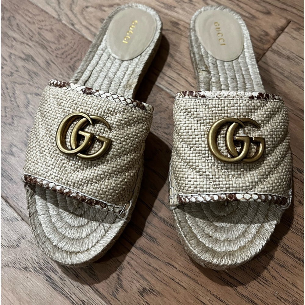 Gucci Raffia slides with snakeskin border